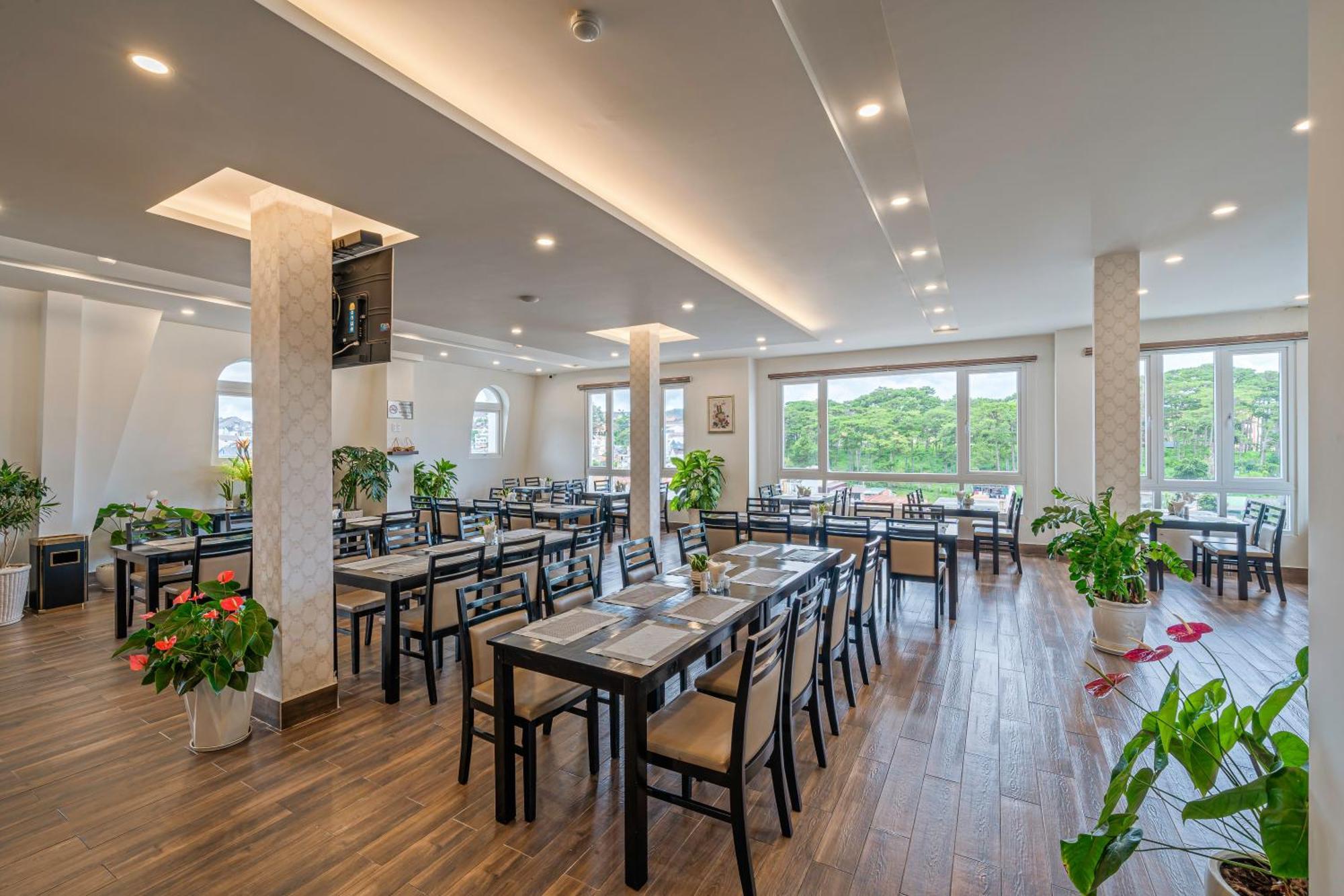 Minh Chien Hotel Далат Экстерьер фото