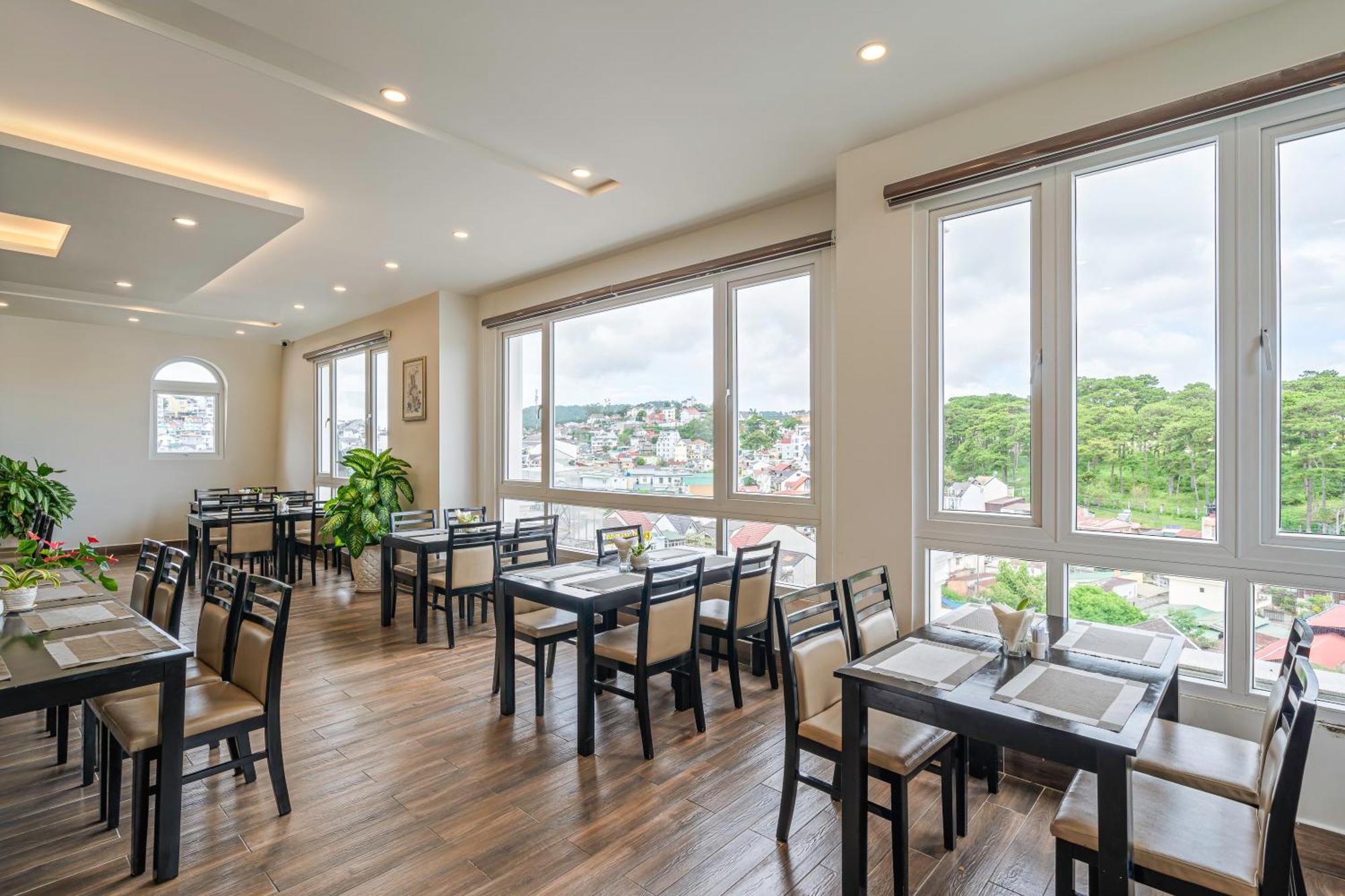Minh Chien Hotel Далат Экстерьер фото