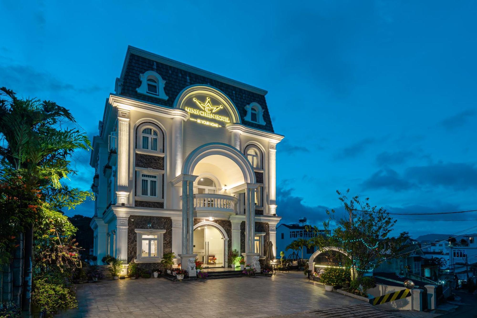 Minh Chien Hotel Далат Экстерьер фото